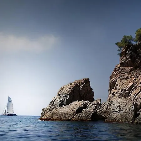 Carabela Beach * Lloret de Mar